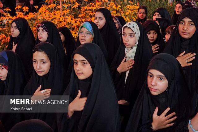 حال و هوای حسینیه کودک حرم امام رضا(ع) در ایام فاطمیه