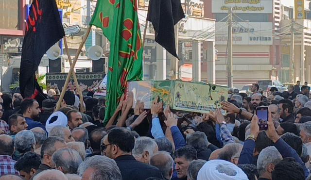 فیلم| آیین تشییع پیکرهای مطهر هشت شهید گمنام در اهواز