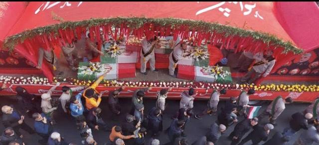 فرمانده انتظامی البرز: شهدا چراغ راه آینده کشور هستند