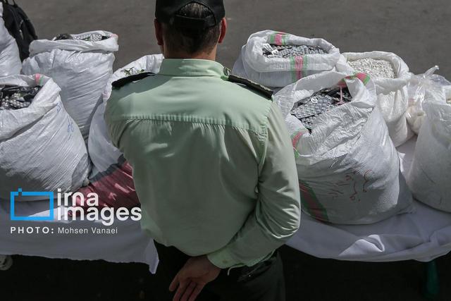 شناسایی و انهدام کارگاه تولید قرص‌های مخدر و روانگردان در شهریار