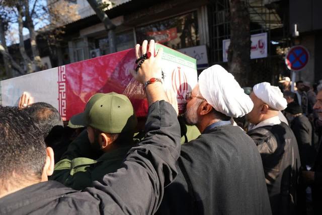 مردم گرگان پنج قهرمان گمنام را در آغوش کشیدند + فیلم و عکس