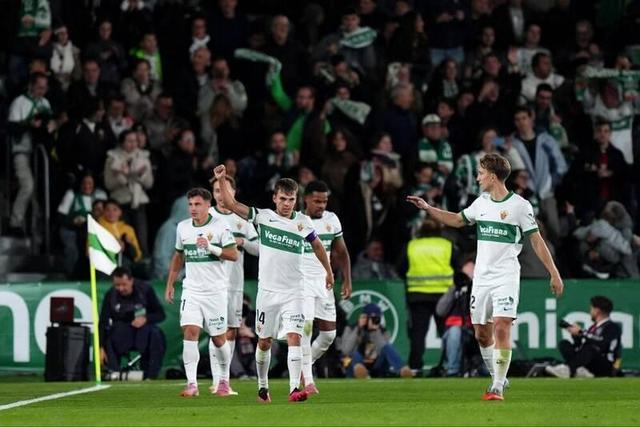 توقف تلخ رئال برابر الچه به کام بارسلونا