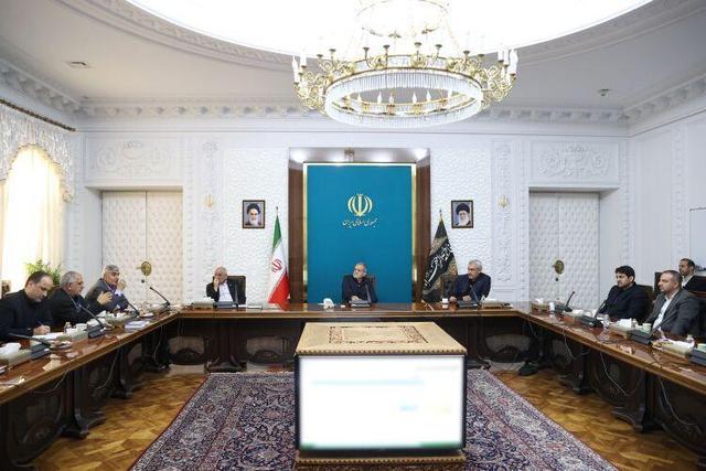 تاکید پزشکیان برتسریع در اجرای قانون مالیاتهای مستقیم و برخورد با دستگاههای متخلف