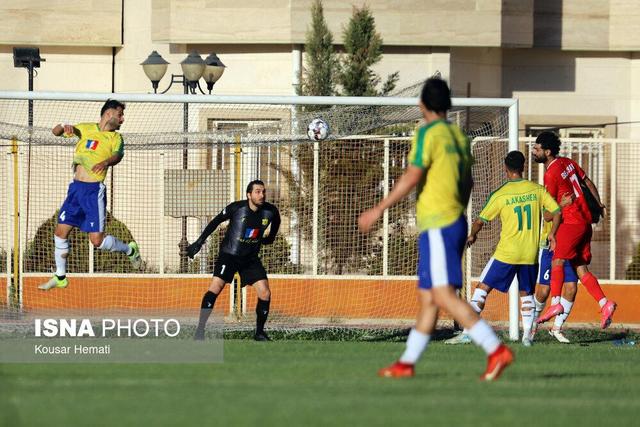 بازی روی چمن مصنوعی در لیگ یک منعی ندارد