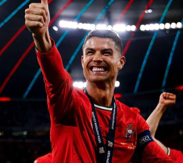 رسمی؛ حضور کریستیانو رونالدو در نخستین بازی جام جهانی