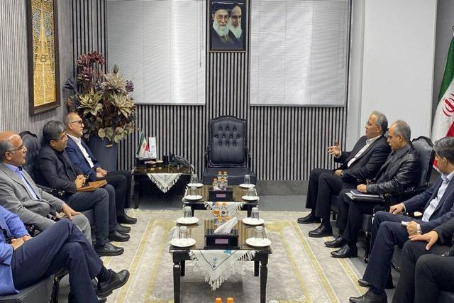 تأکید استاندار سیستان و بلوچستان بر جبران کمبود آمبولانس و نیروی اورژانس