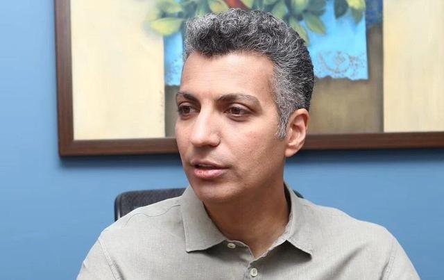 ببینید | واکنش تند عادل فردوسی‌پور به حرف‌های حاشیه‌ساز شمسایی: دین و ایمان برای شما نیست آقای محترم!