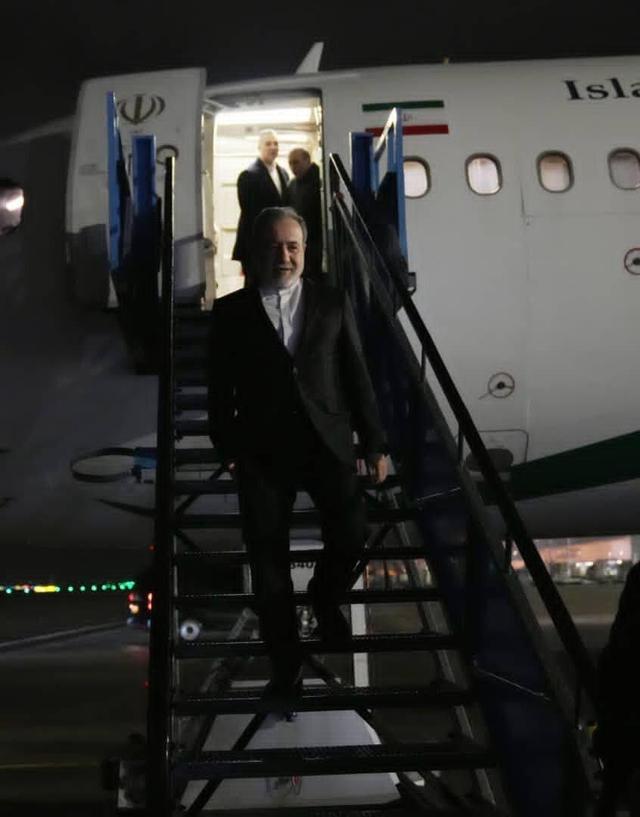 عراقچی وارد هلند شد