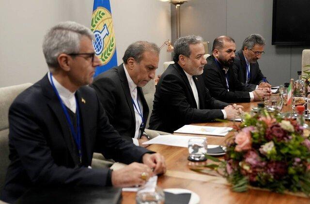 عراقچی در دیدار با رئیس سازمان منع سلاح‌های شیمیایی: تحریم‌کنندگان و مجریان آن باید بازخواست شوند