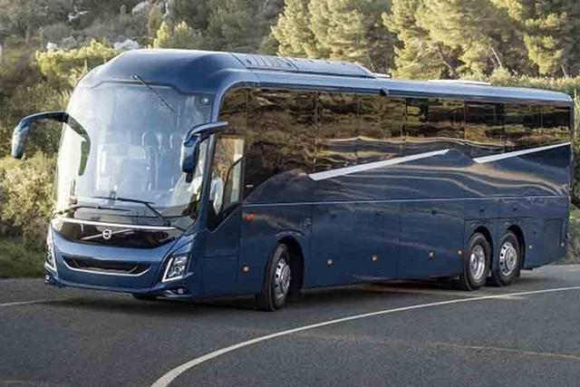 ببینید | جدال با زمان برای مردی که در اتوبوس شهری در ترکیه از حال رفت!