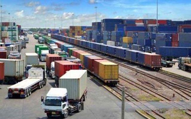 تسهیل صادرات و واردات خراسان رضوی با فعال‌سازی سازوکارهای ریالی و تهاتر کالایی