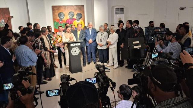 تاکید بر گسترش دوره‌های آموزش زبان فارسی در پاکستان