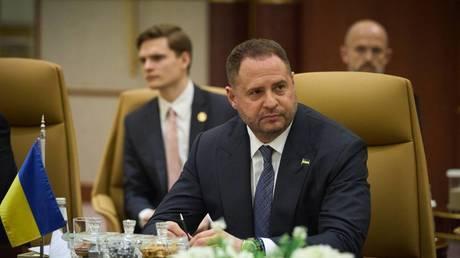 WSJ buried expose about Zelensky’s ‘corrupt’ right-hand man – Tucker Carlson