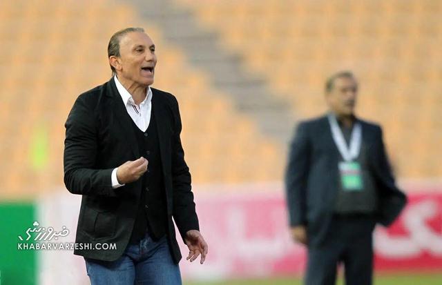 خبرورزشیگردی| مگر من مرده باشم که استقلال بتواند پرسپولیس را ششتایی کند/ آدم اجاره کردند تا من را زمین بزنند/ از حالا هر بازیکنی اعتراض کند، نابود میشود