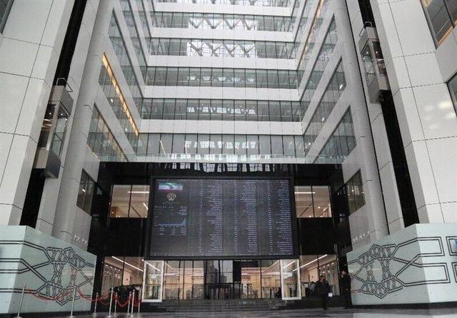 پیش‌بینی بورس امروز سه‌شنبه ۴ آذر ۱۴۰۴؛ سقف تاریخی شکسته می‌شود؟