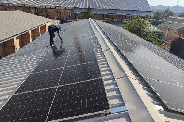 اجرایی سازی پروژه احداث نیروگاه خورشیدی در دانشگاه ه های منتخب