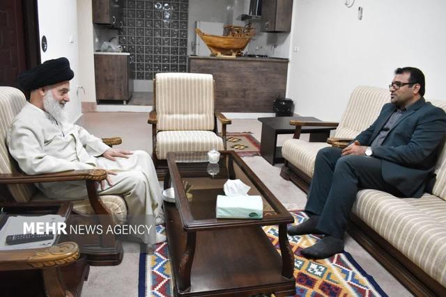 آیت‌الله حسینی بوشهری: مشکلات نیازمندان شناسایی و دنبال شود