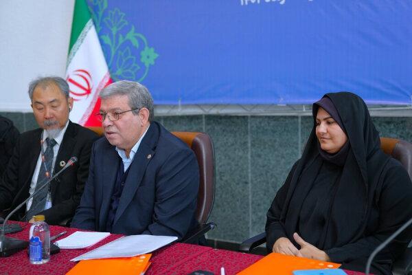 حسینی: ایران به مرز ۱۴ درصد سالمندی رسیده است