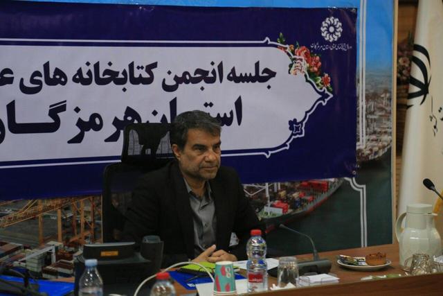 نفیسی: کتاب و کتابخوانی ستون‌های رشد فردی و توسعه اجتماعی هستند