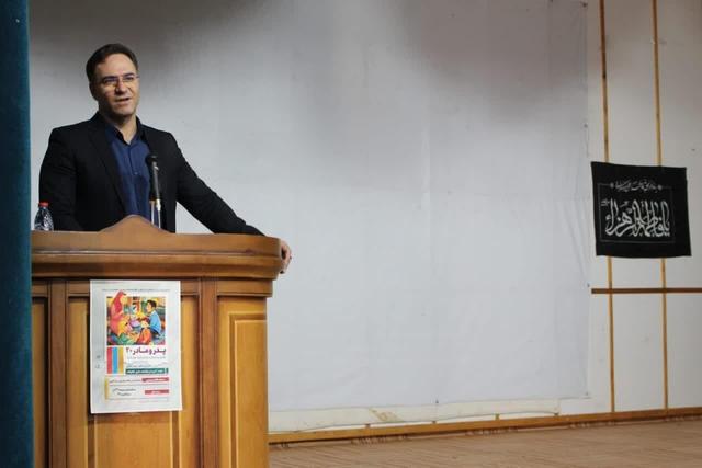 فرماندار تنگستان: سنگ بنای تربیت در خانه است