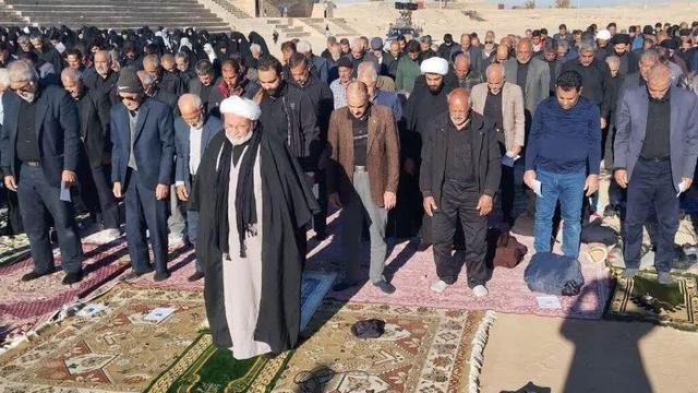 مردم ابرکوه یزد، نماز طلب باران برپا کردند