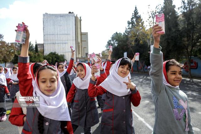بهره‌مندی ۱۰۴ هزار دانش‌آموز خراسان‌شمالی از شیر رایگان