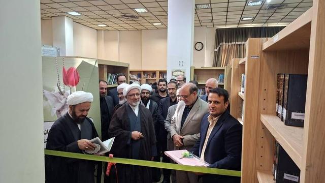 گشایش کتابخانه تخصصی «ایثار و شهادت» در حرم مطهر شاهچراغ(ع)