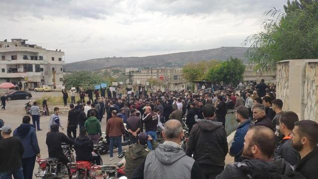 شلیک به معترضان؛ موج اعتراض علویان به کشتارها و بازداشت های فرقه ای، سوریه را درنوردید