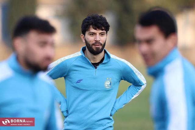 شگفت‌زدگی خبرنگاران از آمادگی ستاره استقلال