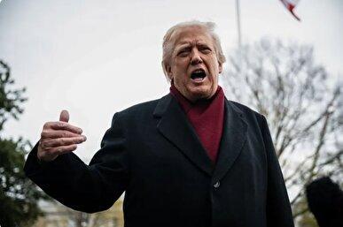 بلومبرگ: تعرفه‌های ترامپ، تولید آمریکا را تضعیف کرد