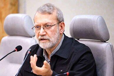 لاریجانی: حاضریم یک کارت سفید به پاکستانیها بدهیم