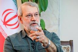 لاریجانی: هرگونه موانع اقتصادی بین ایران و پاکستان را رفع می‌کنیم