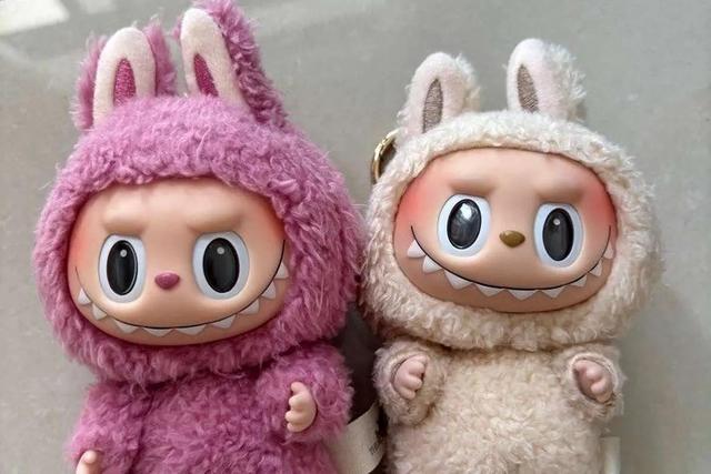 پشت موج عروسک زشت لبوبو، اقتصاد خوابیده نه فرهنگ