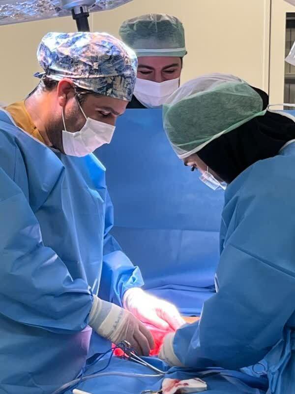 نخستین عمل جراحی بیمارستان آیت الله هاشمی رفسنجانی