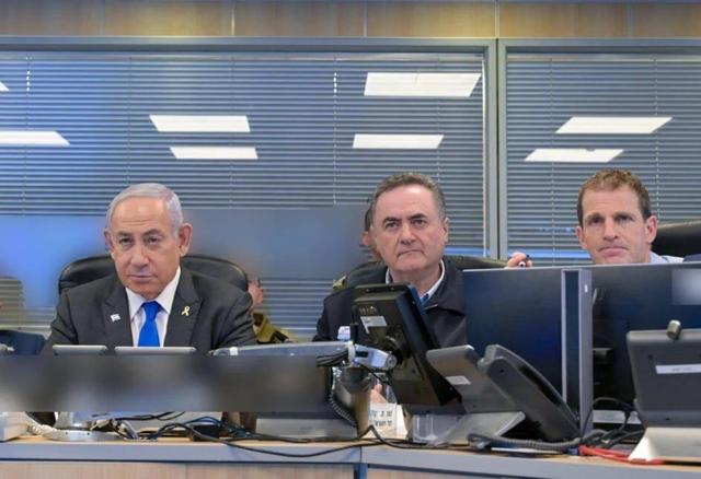 رسانه‌ عبری: نتانیاهو برکناری کاتس و انتصاب ساعر به جای او را بررسی می‌کند