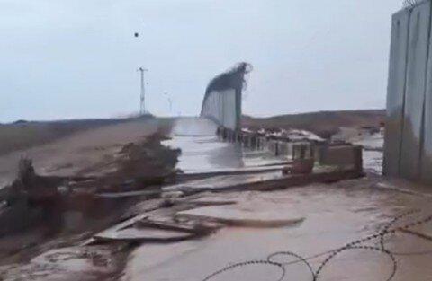 دیوار حائل در کرانه باختری در برابر طوفان شدید دوام نیاورد