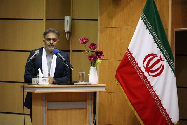 پیگیری مطالبات فرهنگیان فارس از صندوق ذخیره