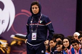سرمربی تیم ملی فوتسال بانوان: برای صعود به مرحله بعد می‌جنگیم/ آمده‌ایم تا جهان توان دختران ایران را ببیند