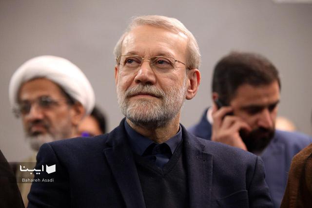 ژست پرتکرار لاریجانی در ملاقات‌های رسمی/ این ژست چه پیامی دارد؟+تصاویر