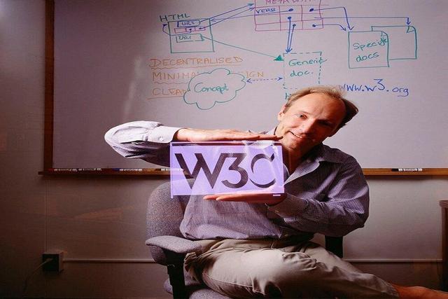 خالق اینترنت دوباره دست به کار شد / آخرین تلاش برای نجات وب