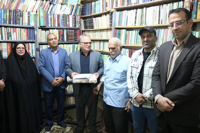 روایت کامل یک غروب که می‌تواند زندگی آدم را تغییر بدهد، «محمدتقی دارایی؛ مردی که کفش می‌دوزد، اما روح یک شهر را وصله می‌زند»