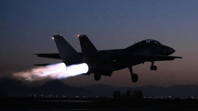 فوری | شکستن دیوار صوتی در آسمان عراق‌ توسط جنگنده‌ ناشناس‌