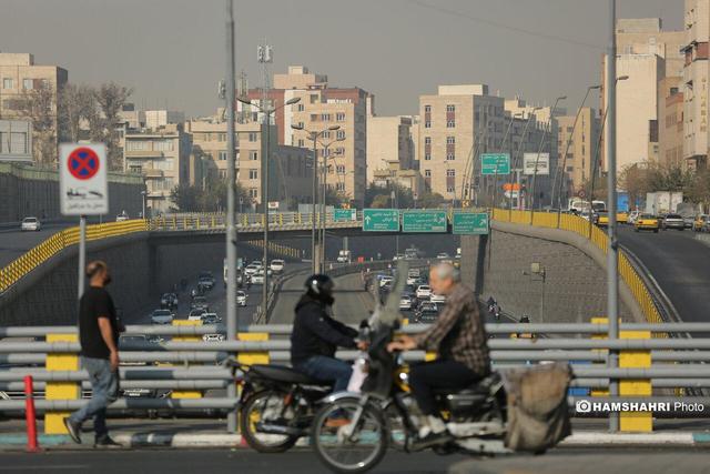 یک حاضر، ۲۲ غایب