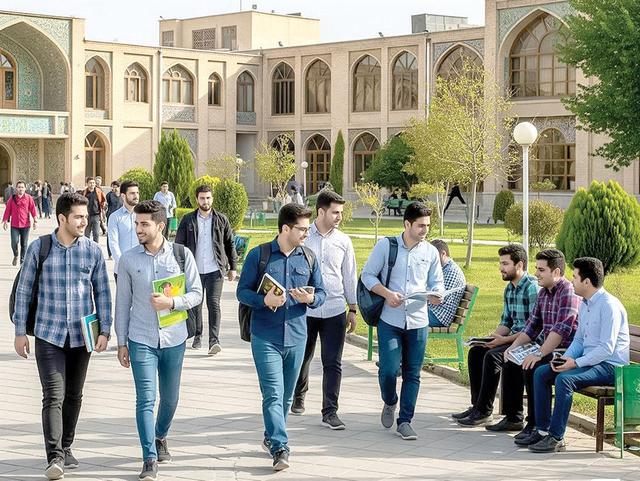 آفت‌های تضعیف دانشگاه فرهنگیان