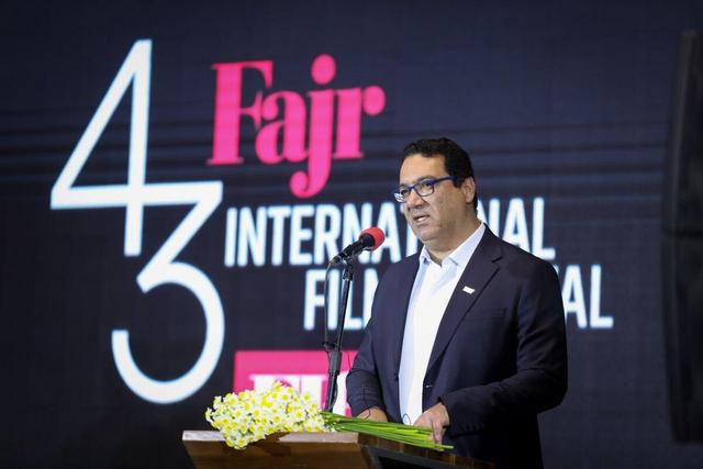 چهل‌وسومین جشنواره جهانی فیلم فجر افتتاح شد