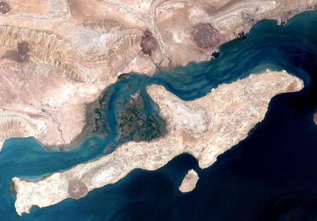 بزرگداشت روز ملی «جزایر سه‌گانه» برگزار می‌شود