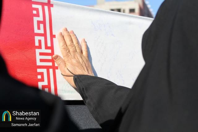 حرکت بسیج همراه با عقلانیت و عمل‌گرایی توام با آرمان‌گرایی است