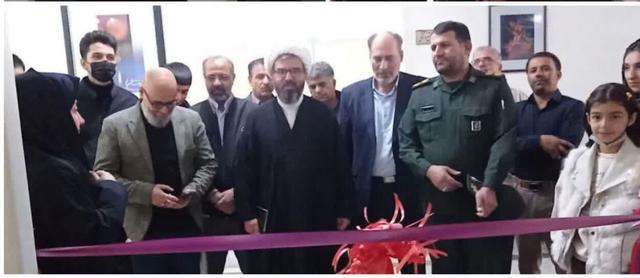 نمایشگاه عکس «بسیج» در الیگودرز در برپا شد