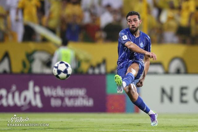 زوم الوصل روی دو ستاره استقلال