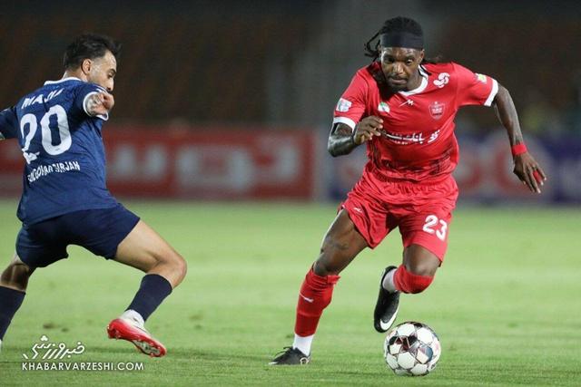 دلیل غیبت بیفوما چه بود؟/ بازی با شمس آذر را از دست داد